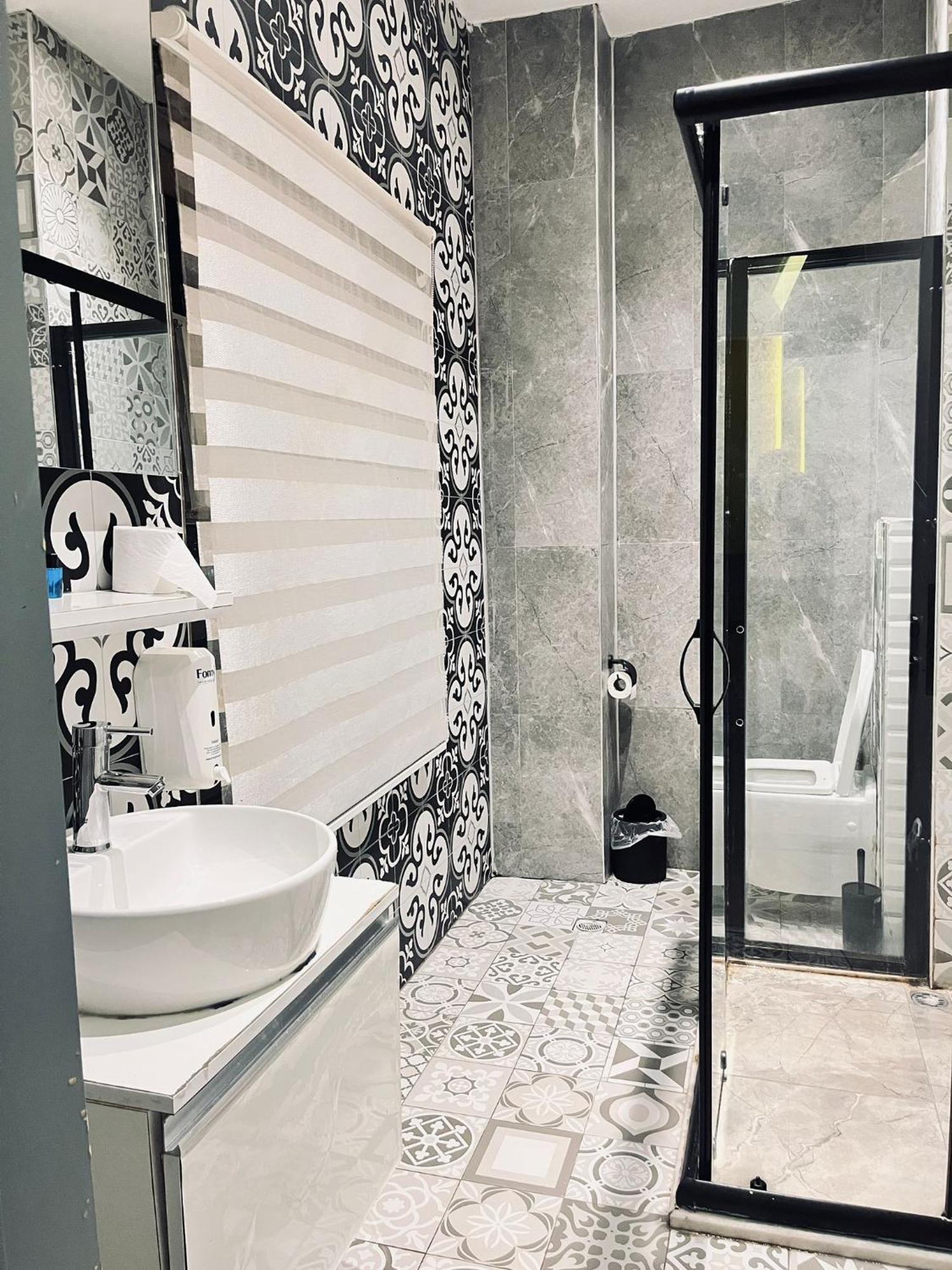 The Sisli Luxury Corner Suit Istanbul Exteriör bild